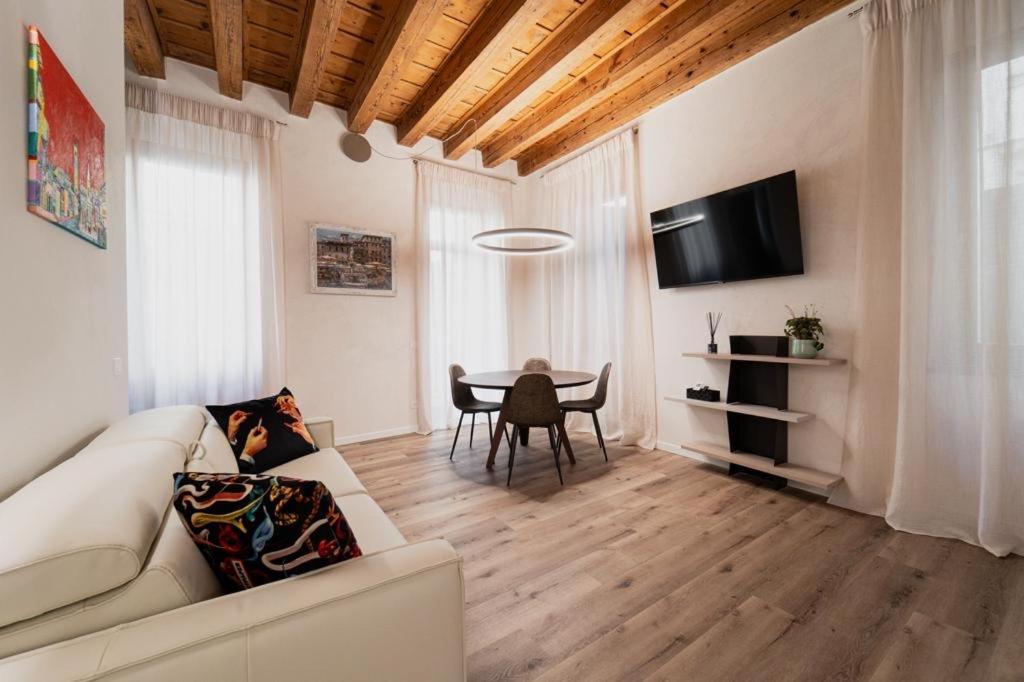 Flores Home فيرونا المظهر الخارجي الصورة